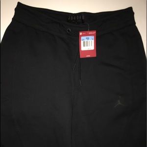 NWT men’s Nike shorts size medium
